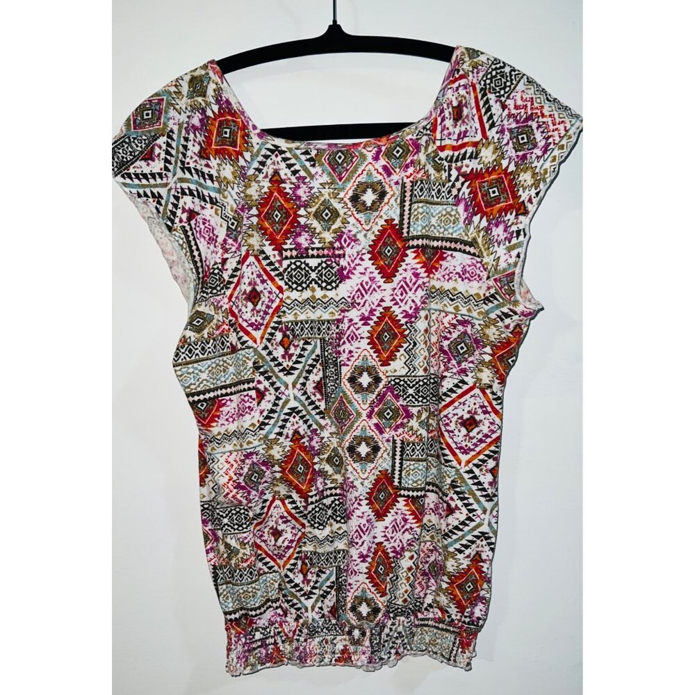 No Boundaries Misses Geometric Print Blouse With Crochet Detail L (11/13) - Picture 2 of 2